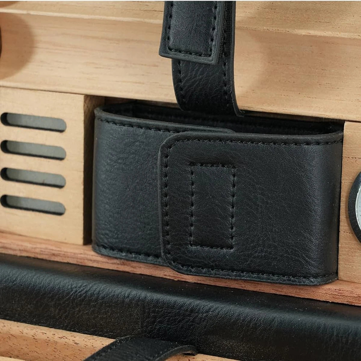 Leather Cigar Case With Humidifier For Fresh Storage - Safety First Gear 25